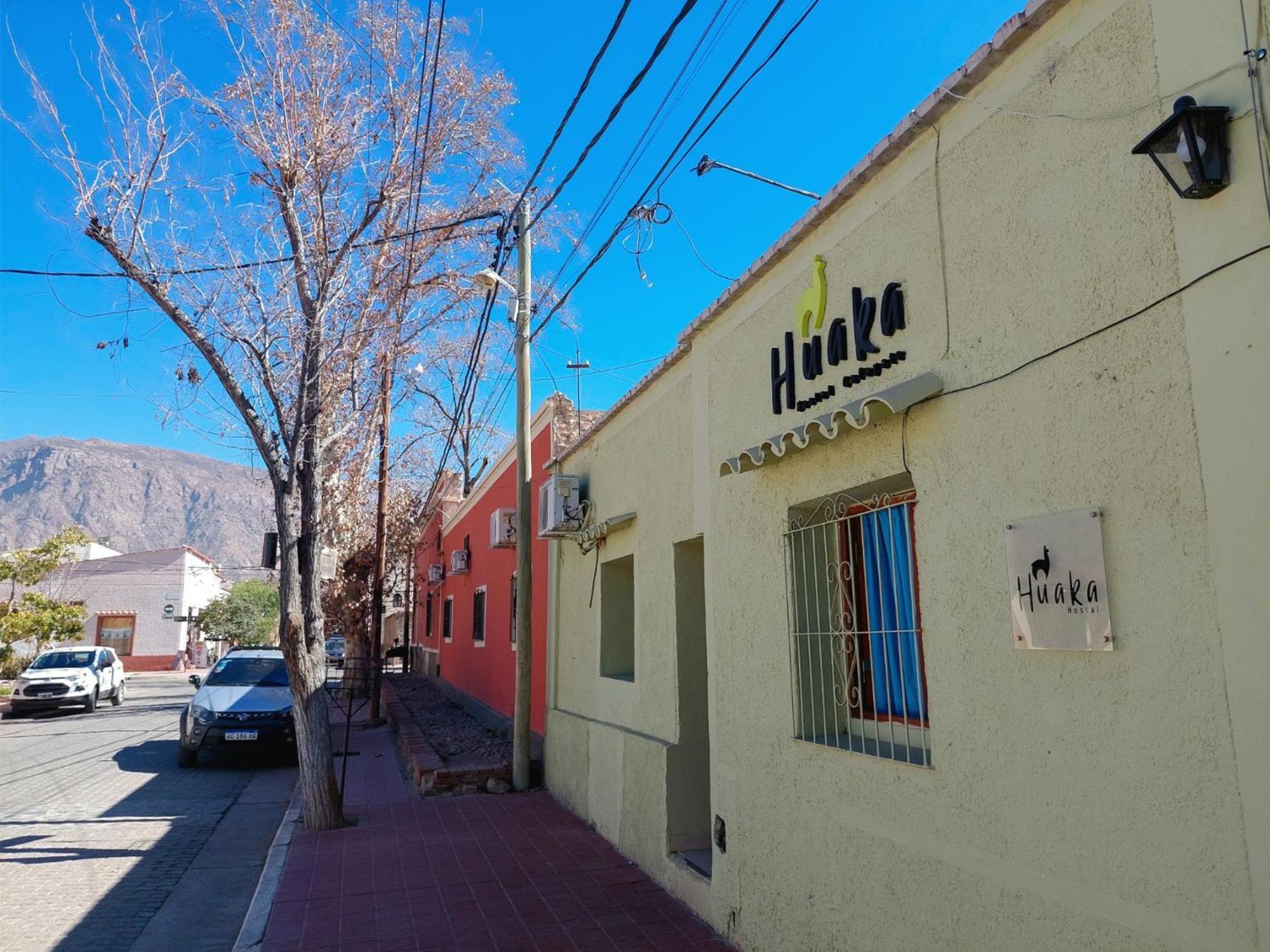 Huaka Hostel And Guest House Cafayate Ngoại thất bức ảnh